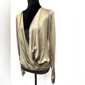 Black Halo, faux wrap style top, in a beautiful khaki gold color. Size small